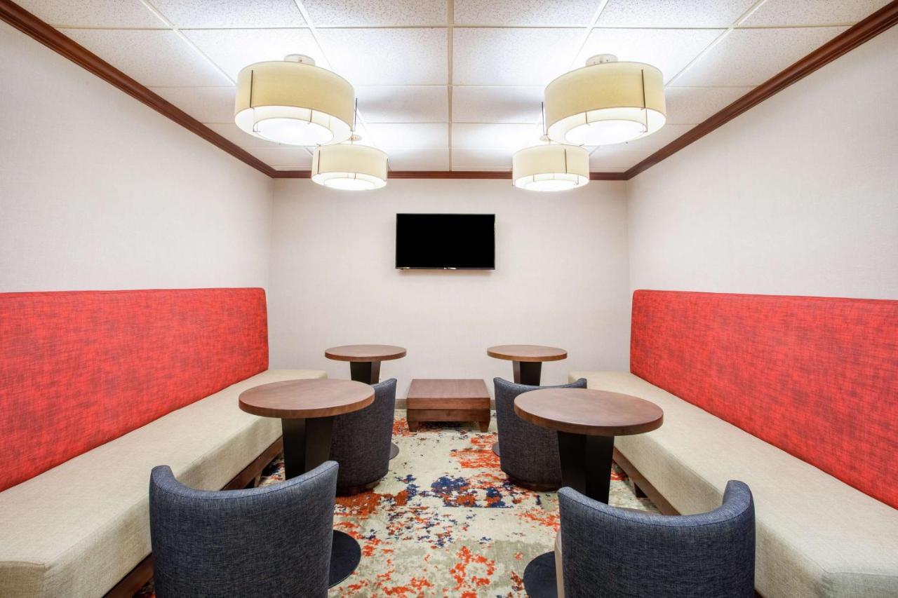 Hampton Inn Boston / Marlborough Exterior foto